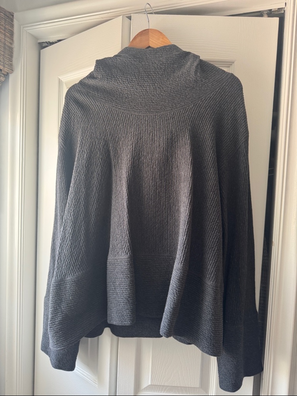 lululemon athletica Ribbed Open-Front Poncho - Charcoal